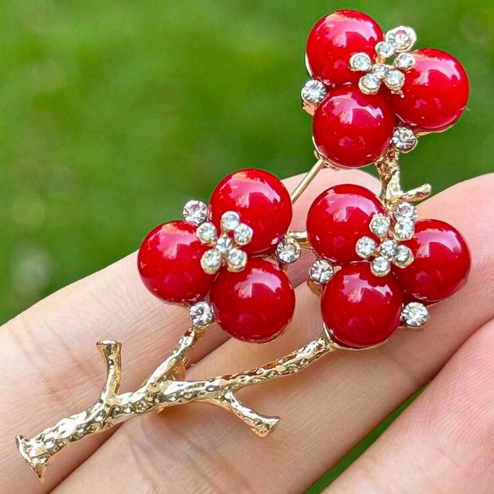 Cubic Zirconia Cranberry Brooch
